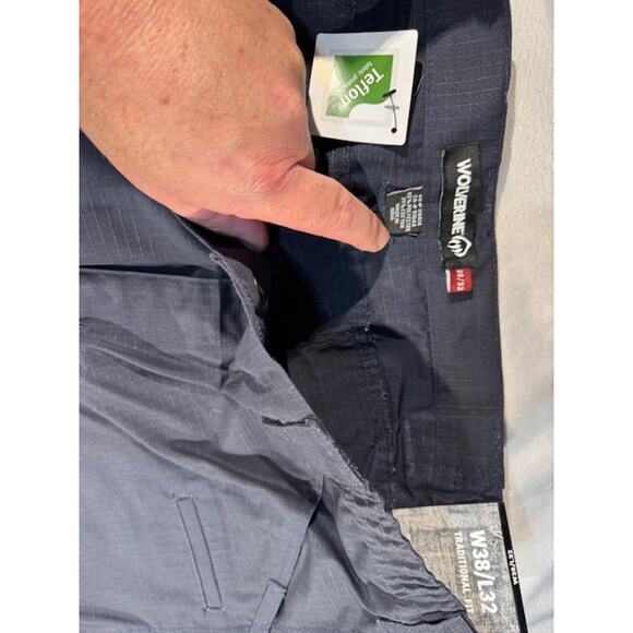 Wolverine Men’s 38×32 Dark Navy Tactical Cargo Pants - Ripstop Utility (NWT) - Picture 3 of 5